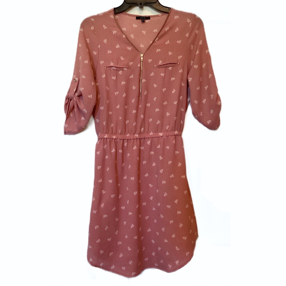 4/$15 💗 Iris Size L Dusty Pink Patterned 2010 Dress